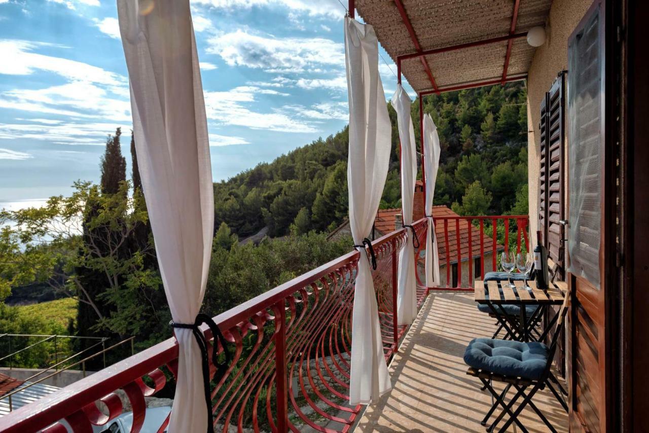 Apartments Franko Йелса Екстериор снимка